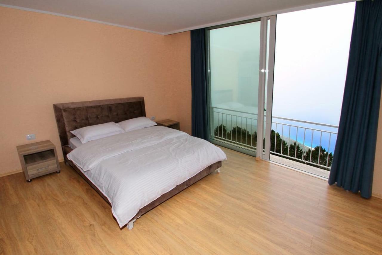 Hotel Keshtjella Llogara Dukat Extérieur photo